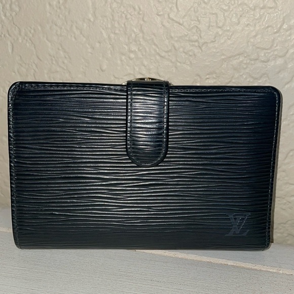 Louis Vuitton Wallet Epi Porte Monnaie Billets Viennois Leather Bifold Wallet 🔥 - Picture 3 of 17